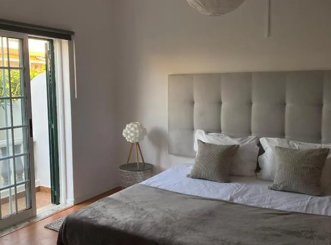 Moradia A 5 Minutos Da *