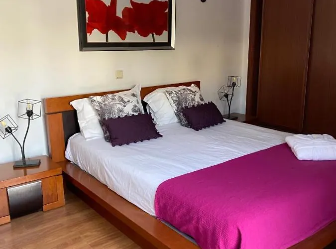 Moradia A 5 Minutos Da Semesterbostad Albufeira